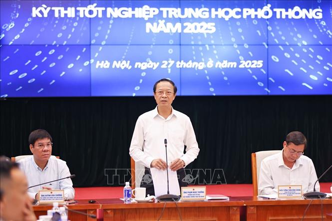 Thứ trưởng thường trực Bộ Giáo dục và Đào tạo Phạm Ngọc Thưởng, Trưởng Ban chỉ đạo cấp quốc gia Kỳ thi tốt nghiệp THPT năm 2025 phát biểu. Ảnh: Thanh Tùng - TTXVN