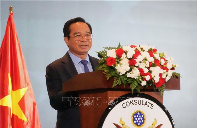 Chủ tịch UBND TP. Hồ Chí Minh Nguyễn Văn Được phát biểu tại lễ kỷ niệm. Ảnh: Hữu Duyên - TTXVN