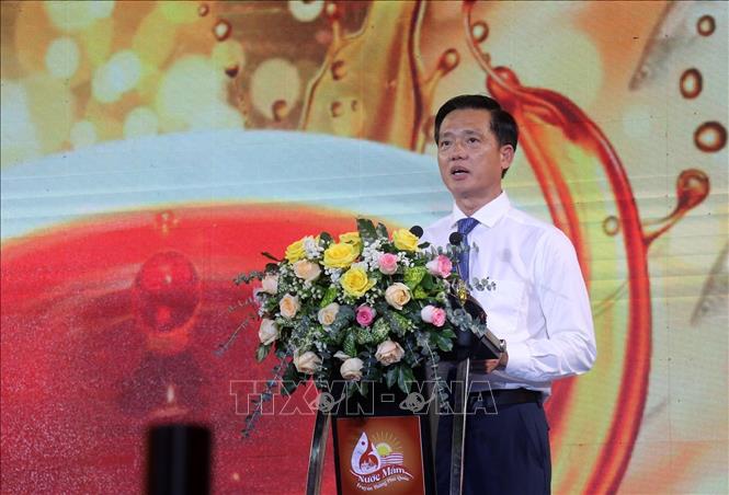 Chủ tịch UBND thành phố Phú Quốc Trần Minh Khoa phát biểu khai mạc. Ảnh: Lê Huy Hải - TTXVN