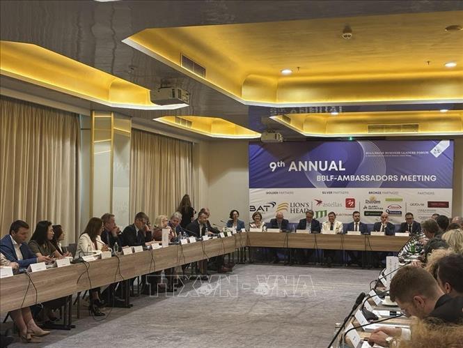 Quang cảnh cuộc gặp thường niên giữa lãnh đạo doanh nghiệp Bulgaria với Đại sứ các nước, trưởng cơ quan đại diện các tổ chức quốc tế tại Bulgaria ngày 26/6. Ảnh Việt Thắng - Pv TTXVN tại Séc