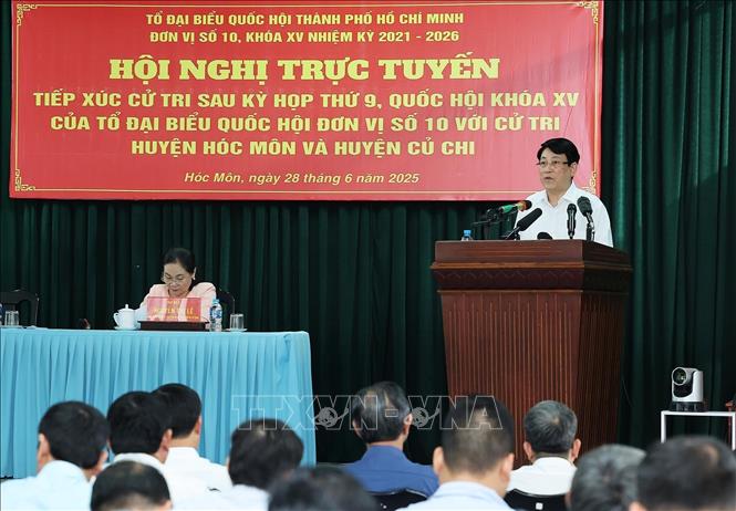 Chủ tịch nước Lương Cường phát biểu với cử tri huyện Hóc Môn và huyện Củ Chi, Thành phố Hồ Chí Minh. Ảnh: Lâm Khánh – TTXVN