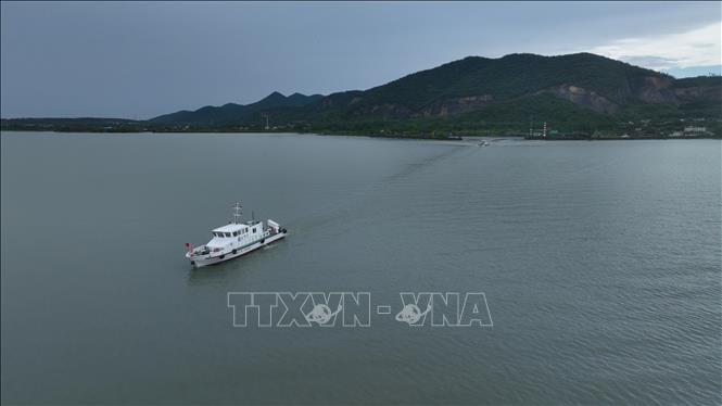 Tàu “An Huy” thực hiện chuyến hải trình đầu tiên tại Hợp Phì, tỉnh An Huy, Trung Quốc ngày 28/6/2025. Ảnh: THX/TTXVN