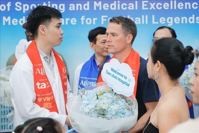 Danh thủ Michael Owen. Ảnh: Minh Quyết - TTXVN
