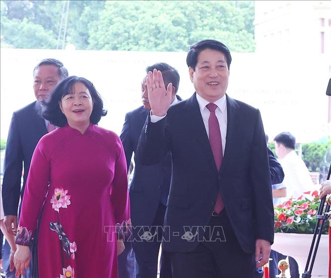 Chủ tịch nước Lương Cường với các đại biểu dự Hội nghị. Ảnh: Văn Điệp – TTXVN