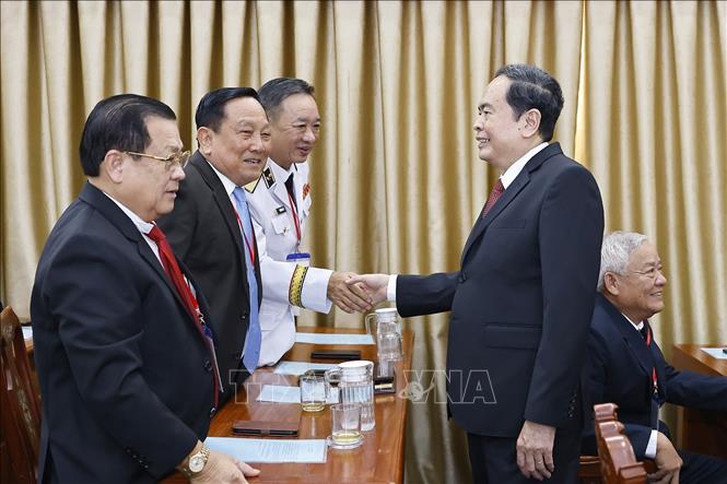 Chủ tịch Quốc hội Trần Thanh Mẫn với đại biểu dự Lễ Công bố Nghị quyết. Ảnh: Doãn Tấn - TTXVN