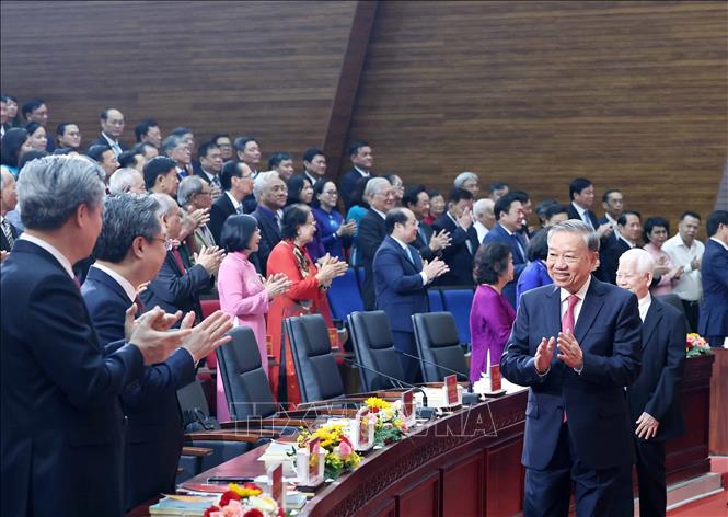 Tổng Bí thư Tô Lâm dự Lễ công bố Nghị quyết, quyết định về sáp nhập đơn vị hành chính tại Thành phố Hồ Chí Minh. Ảnh: Thống Nhất – TTXVN