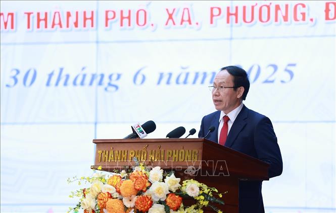 Bí thư Thành uỷ Hải Phòng Lê Tiến Châu phát biểu. Ảnh: Dương Giang-TTXVN