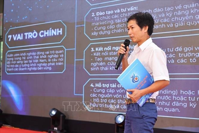 Tiến sĩ Đinh Xuân Tú, Phó Giám đốc Trung tâm Ươm tạo và Hỗ trợ doanh nghiệp khoa học và công nghệ (Cục Khởi nghiệp và Doanh nghiệp công nghệ) phát biểu. Ảnh: Minh Đức – TTXVN