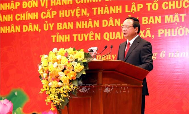 Thượng tướng Trịnh Văn Quyết (phải), Bí thư Trung ương Đảng, Chủ nhiệm Tổng cục Chính trị QĐND Việt Nam phát biểu tại lễ công bố. Ảnh: Quang Cường – TTXVN