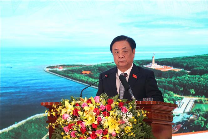 Đồng chí Lê Minh Hoan, Ủy viên Trung ương Đảng, Phó Chủ tịch Quốc hội, Trưởng Đoàn công tác Trung ương phát biểu chỉ đạo tại buổi lễ. Ảnh: Kim Há – TTXVN