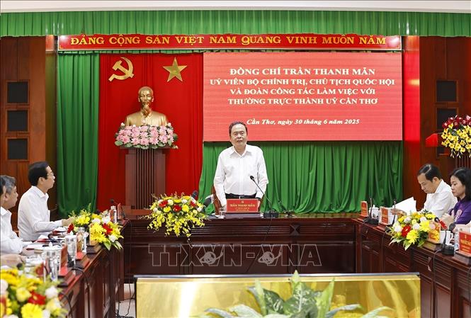 Chủ tịch Quốc hội Trần Thanh Mẫn phát biểu. Ảnh: Doãn Tấn - TTXVN