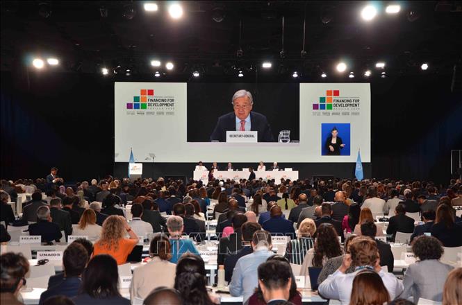 Tổng Tổng Thư ký Liên Hợp quốc António Guterres phát biểu tại Hội nghị FfD4. Ảnh: TTXVN