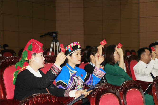 Kỳ họp thông qua 6 nghị quyết, trong đó có Nghị quyết thành lập các Ban của HĐND tỉnh và 14 cơ quan chuyên môn thuộc UBND tỉnh..Ảnh: Tiến Khánh - TTXVN
