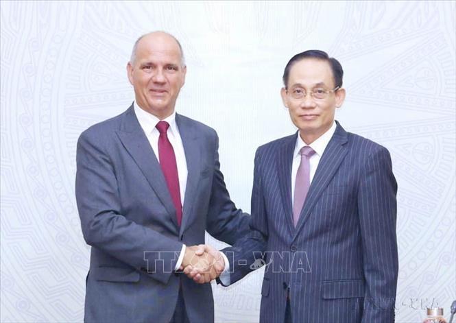 Trưởng Ban Đối ngoại Trung ương Lê Hoài Trung hội đàm với Tổng Bí thư Đảng Cộng sản Bồ Đào Nha Paulo Raimundo (Hà Nội, 14/8/2024). Ảnh: Phương Hoa - TTXVN