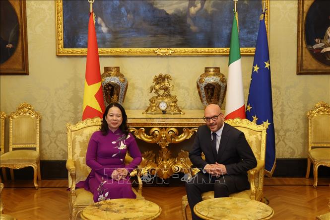 Phó Chủ tịch nước Võ Thị Ánh Xuân hội đàm với Chủ tịch Hạ viện Italy Lorenzo Fontana. Ảnh: Dương Hoa - PV TTXVN tại Italy