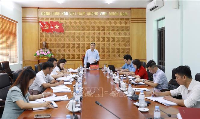 Cuộc họp của Ban Thường vụ xã biên giới Phong Thổ. Ảnh: Quý Trung – TTXVN