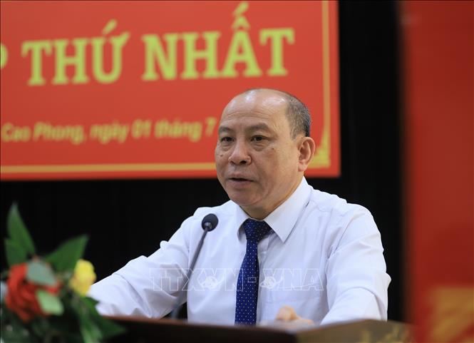 Chủ tịch Ủy ban Mặt trận Tổ quốc Việt Nam tỉnh Phú Thọ Bùi Đức Hinh Phát biểu tại kỳ họp. Ảnh: Trọng Đạt-TTXVN