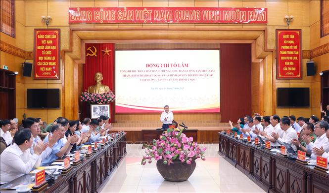 Tổng Bí thư Tô Lâm phát biểu chỉ đạo tại buổi đến thăm, kiểm tra hoạt động của chính quyền địa phương hai cấp tại phường Tây Hồ, thành phố Hà Nội. Ảnh: Văn Điệp – TTXVN 