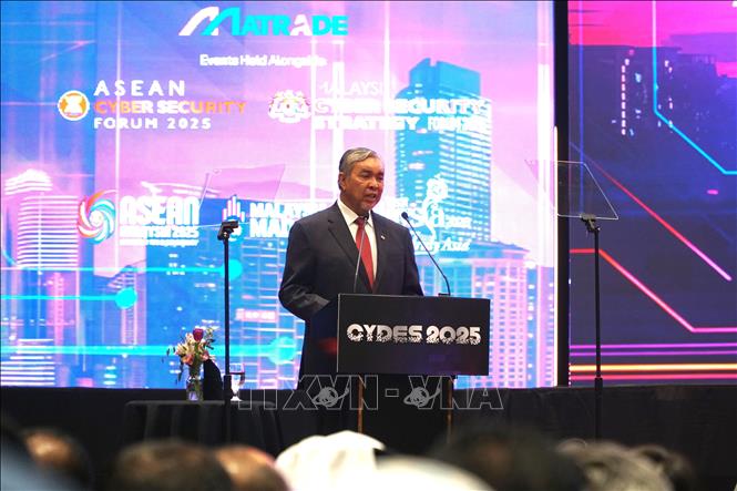 Phó Thủ tướng Malaysia, Datuk Seri Tiến sĩ Ahmad Zahid Hamidi phát biểu khai mạc sự kiện. Ảnh:Hằng Linh-PV TTXVN tại Malaysia

