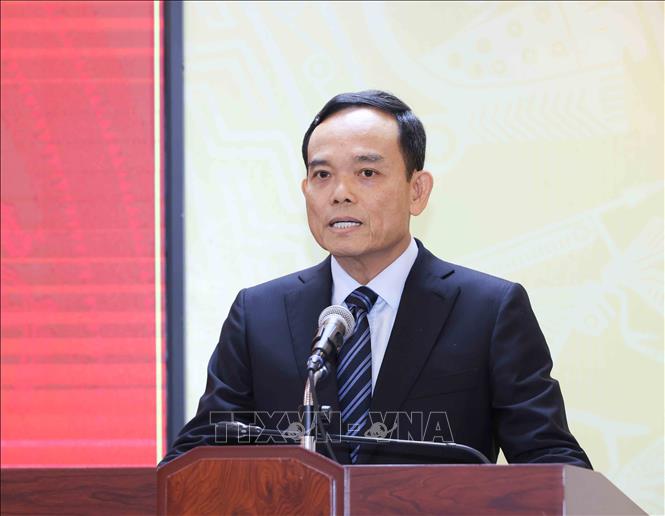 Đồng chí Trần Lưu Quang, Bí thư Trung ương Đảng, Trưởng Ban Chính sách, chiến lược Trung ương phát biểu tại hội nghị. Ảnh: Phương Hoa – TTXVN
