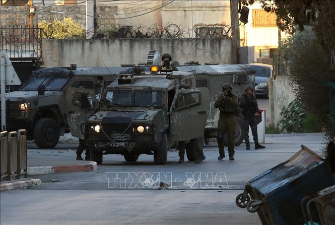 Binh sĩ Israel được triển khai tại Nablus, Bờ Tây. Ảnh: THX/TTXVN