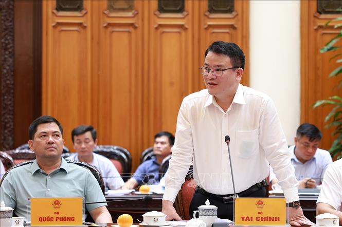 Thứ trưởng Bộ Tài chính Trần Quốc Phương phát biểu. Ảnh: Dương Giang-TTXVN
