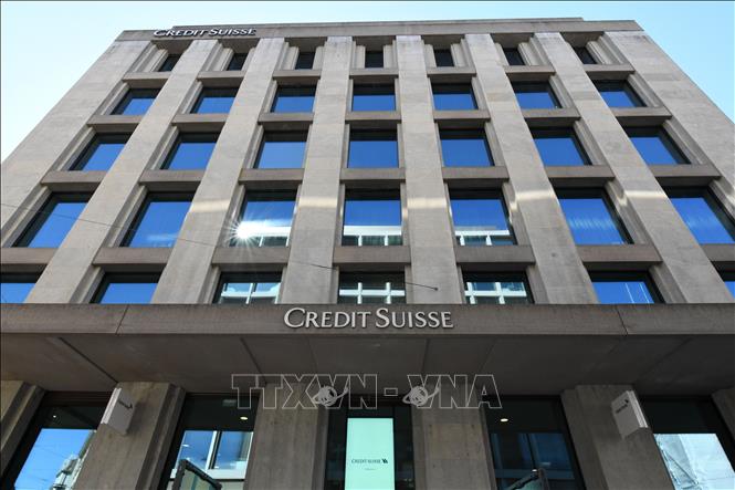 (Tư liệu) Trụ sở Credit Suisse tại Geneva, Thụy Sĩ, ngày 4/4/2023. Ảnh: THX/TTXVN