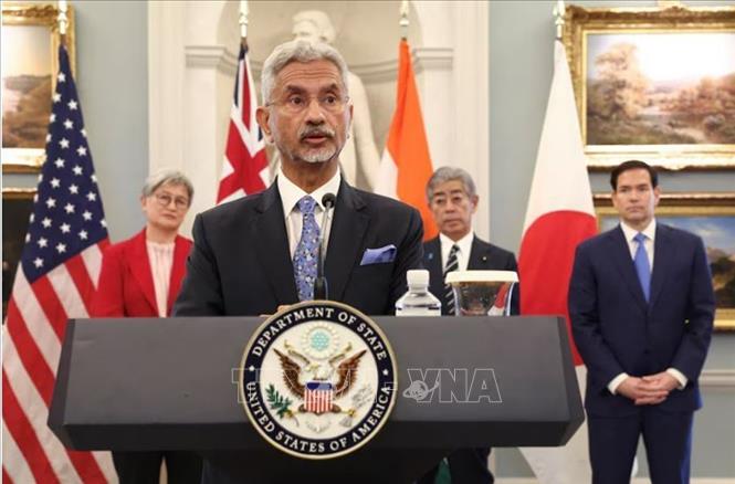 Ngoại trưởng Ấn Độ Subrahmanyam Jaishankar cho biết cuộc họp diễn ra hiệu quả, đồng thời nhấn mạnh nhóm Bộ tứ sẽ tiếp tục “góp phần củng cố sự ổn định chiến lược tại khu vực Ấn Độ Dương - Thái Bình Dương và bảo đảm khu vực này tự do và rộng mở”. Ảnh: REUTERS/TTXVN