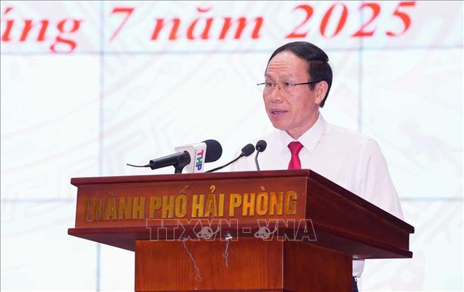 Bí thư Thành ủy Hải Phòng Lê Tiến Châu phát biểu. Ảnh: Hoàng Ngọc - TTXVN