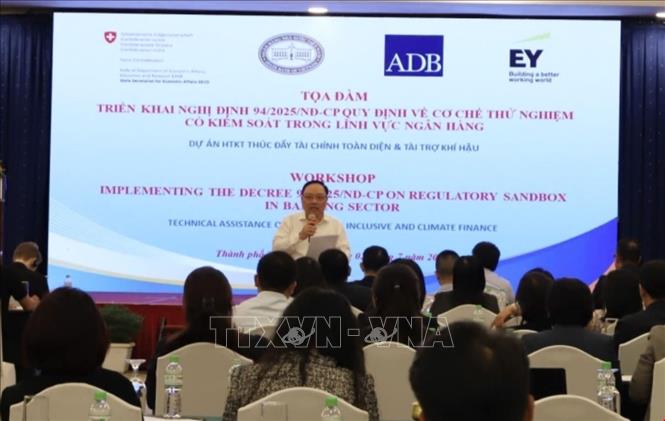 Quang cảnh toạ đàm. Ảnh: Hứa Chung-TTXVN