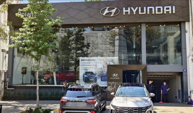 Một trung tâm phân phối của hãng xe Hyundai tại thủ đô Mexico City, Mexico. Ảnh: Phi Hùng - PV TTXVN tại Mexico