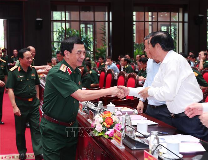 Đại tướng Phan Văn Giang, Ủy viên Bộ Chính trị, Phó Bí thư Quân ủy Trung ương, Bộ trưởng Bộ Quốc phòng và các đại biểu dự hội nghị. Ảnh: Trọng Đức - TTXVN