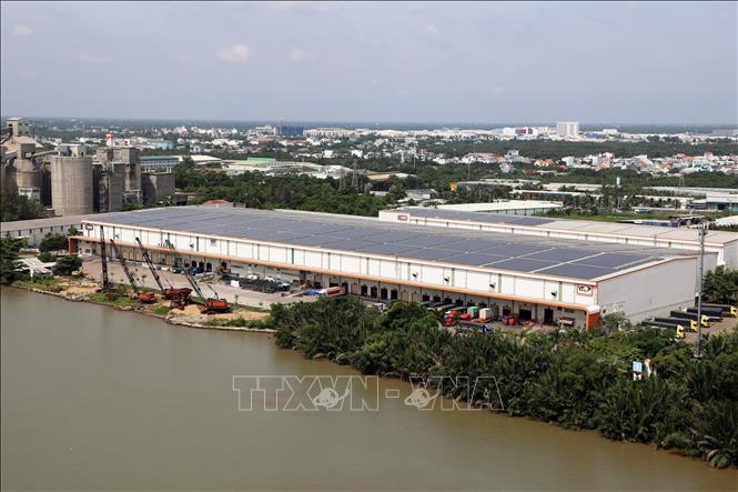 Nhà xưởng cho thuê trong khu công nghiệp Hiệp Phước, xã Hiệp Phước, Thành phố Hồ Chí Minh. Ảnh: Hồng Đạt - TTXVN
