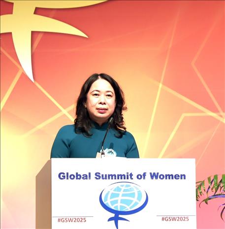 State Vice President Vo Thi Anh Xuan addresses the opening ceremony of the 2025 Global Summit of Women. VNA Photo: Phương Hoa 