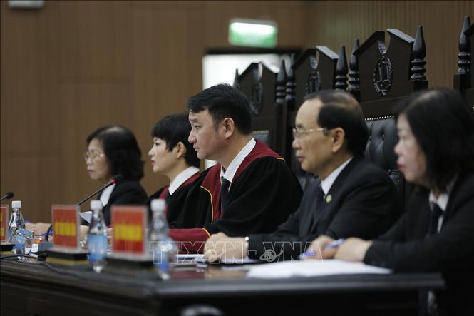 Hội đồng xét xử phiên tòa xét xử vụ án Tập đoàn Phúc Sơn. Ảnh: Quốc Lũy - TTXVN