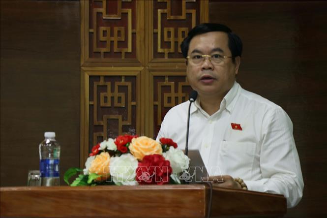 Ông Vương Quốc Thắng, Đoàn đại biểu Quốc hội thành phố Đà Nẵng báo cáo kết quả Kỳ họp thứ 9, Quốc hội khóa XV với cử tri. Ảnh: Đoàn Hữu Trung - TTXVN