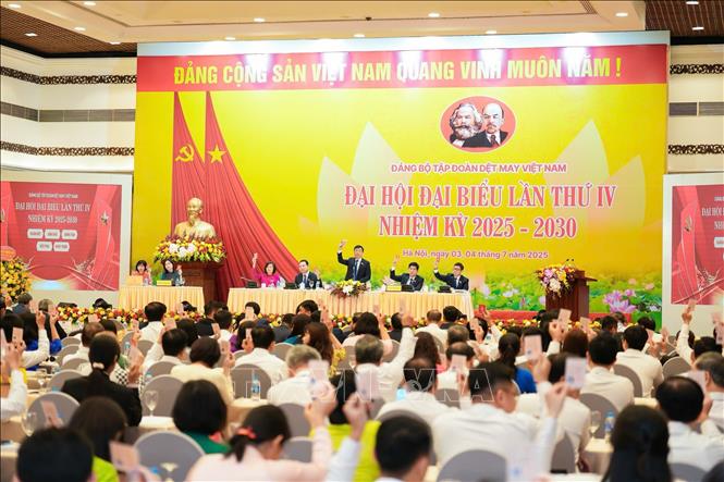 Đại hội Đảng bộ Tập đoàn Dệt may Việt Nam nhiệm kỳ 2025-2023. Ảnh: TTXVN phát