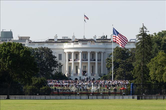 Tổng thống Donald Trump phát biểu trong lễ kỷ niệm lần thứ 249 Quốc khánh Mỹ tại Nhà Trắng, ngày 4/7/2025. Ảnh: THX/TTXVN