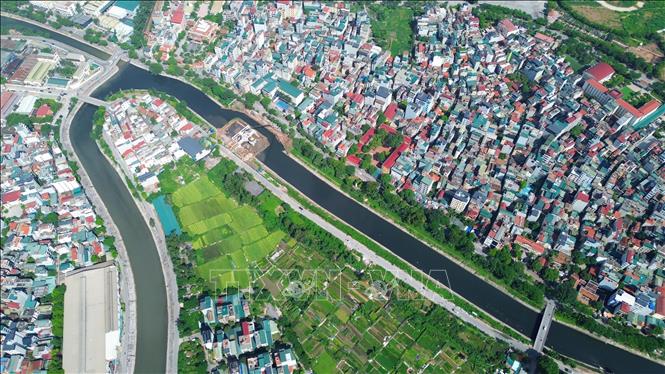 Đập dâng trên Tô Lịch nhìn từ trên cao. Ảnh: Thành Phương - TTXVN