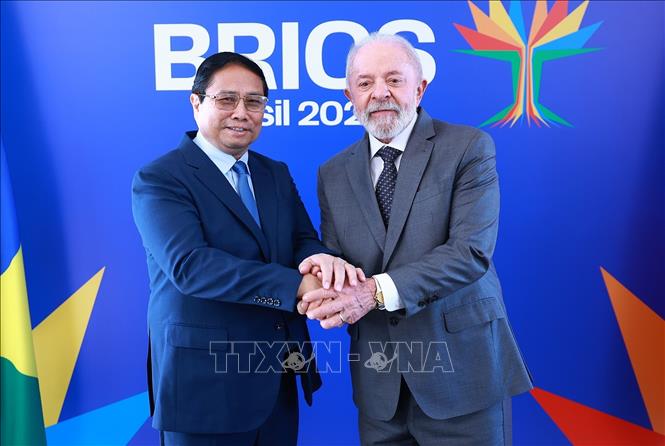 Thủ tướng Phạm Minh Chính hội kiến Tổng thống Cộng hòa Liên bang Brazil Lula da Silva. Ảnh: Dương Giang-TTXVN
