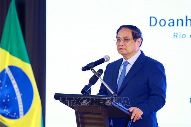 Thủ tướng Phạm Minh Chính phát biểu tại Diễn đàn doanh nghiệp Việt Nam - Brazil. Ảnh: Dương Giang-TTXVN
