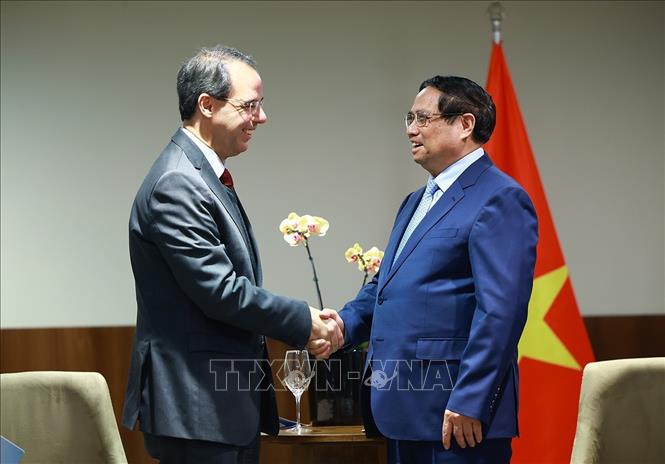 Thủ tướng Phạm Minh Chính tiếp ông José Serrador Neto, Phó Chủ tịch toàn cầu, Quan hệ đối ngoại Tập đoàn Embraer - tập đoàn đa ngành, hoạt động chủ yếu trong lĩnh vực hàng không và công nghiệp vũ trụ. Ảnh: Dương Giang-TTXVN 