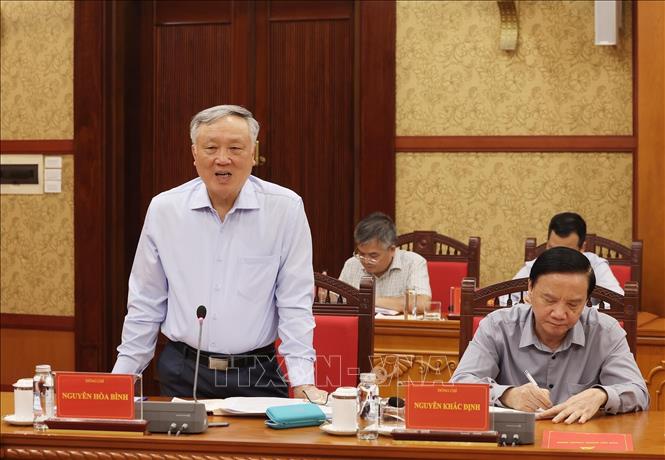 Uỷ viên Bộ Chính trị, Phó Thủ tướng Thường trực Nguyễn Hoà Bình, Phó Trưởng ban Chỉ đạo phát biểu. Ảnh: Lâm Khánh - TTXVN