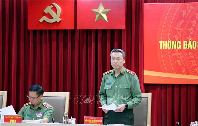 Major General Nguyen Quoc Toan, chief of the office and spokesperson of the Ministry of Public Security speaks at the press conference. VNA Photo: Phạm Kiên
