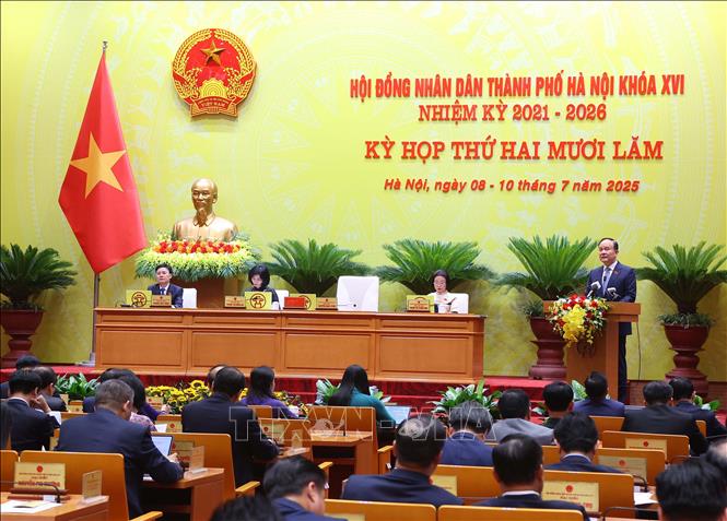 Chủ tịch HĐND thành phố Hà Nội Nguyễn Ngọc Tuấn phát biểu khai mạc. Ảnh: Văn Điệp - TTXVN