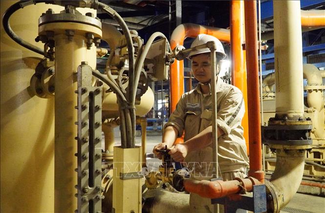 Operation of Thai Binh 2 Thermal Power Plant. VNA Photo: Thế Duyệt