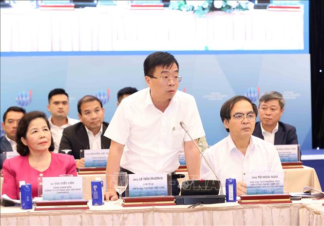 Ông Lê Tiến Trường, Chủ tịch Tập đoàn Dệt may Việt Nam phát biểu tại diễn đàn. Ảnh: Phương Hoa – TTXVN