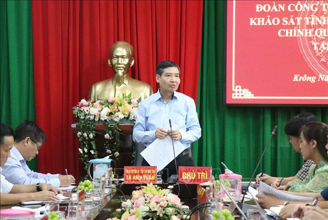 Ông Tạ Anh Tuấn, Chủ tịch UBDN tỉnh Đắk Lắk phát biểu chỉ đạo tại xã Krông Năng. Ảnh: Tuấn Anh – TTXVN