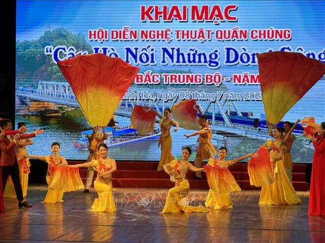 Chương trình nghệ thuật có chủ đề 
