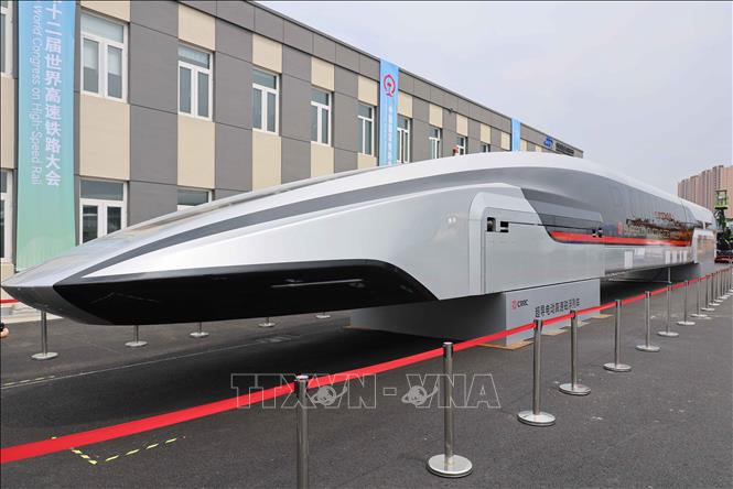 Mẫu tàu siêu dẫn điện từ trường cao tốc đạt tốc độ tối đa 600 km/h do Trung Quốc nghiên cứu chế tạo. Ảnh: Công Tuyên - PV TTXVN tại Trung Quốc